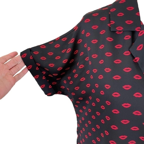 Abound Red Lips Button Down Top - Picture 5 of 9